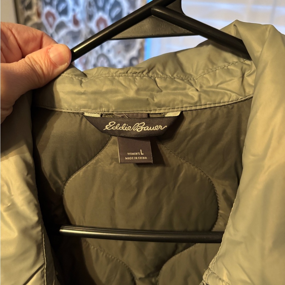 Eddie Bauer Women's Sage Green CirrusLite Jacket - Picture 3 of 4